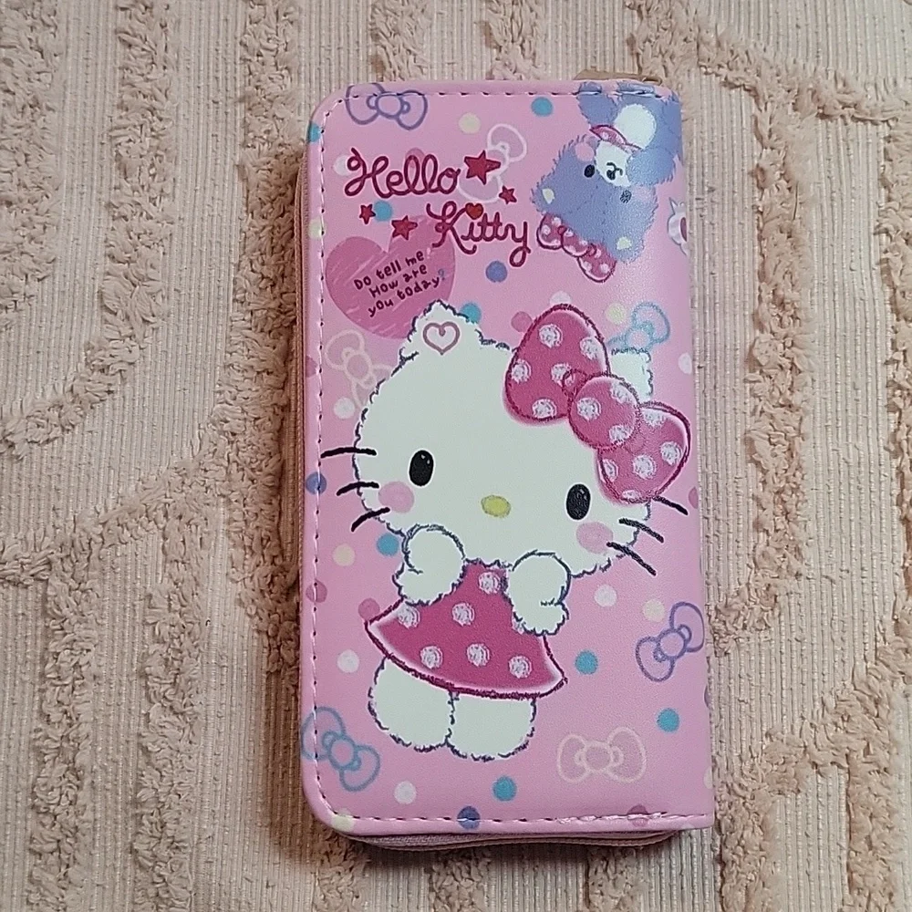 Hello Kitty Multi-slots card holder, purse for daily use, pink. NWOT.